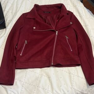 Elegant Maroon Leather Jacket